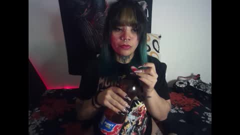 Snapshot of eta_carinae6 chatting on February 27, 2:10 am eta_carinae6 online show from February 27, 2:10 am