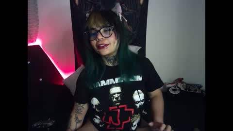 Snapshot of eta_carinae6 chatting on March 12, 2:20 am eta_carinae6 online show from March 12, 2:20 am