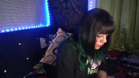 Snapshot of eta_carinae6 chatting on November 17, 3:12 am eta_carinae6 online show from November 17, 3:12 am