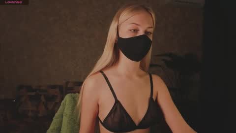 Sophia online show from April 14, 11:22 pm