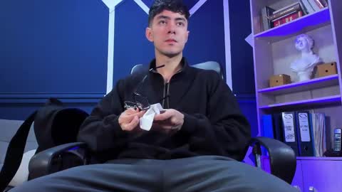 Etham online show from September 9, 12:05 pm