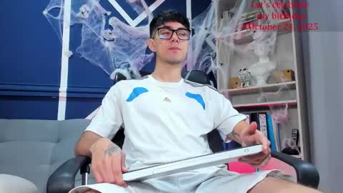 Etham online show from October 18, 2:07 pm