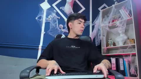 Etham online show from October 24, 11:28 am