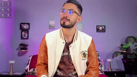 Snapshot of ethan_adam chatting on February 4, 9:31 pm ADAM TAYLOR ETHAN CAMBAL INDEPENDENT MODELS online show from February 4, 9:31 pm