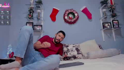 Snapshot of ethan_adam chatting on November 26, 5:47 pm ADAM TAYLOR ETHAN CAMBAL INDEPENDENT MODELS online show from November 26, 5:47 pm