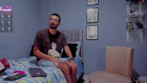 Snapshot of ethan_adam chatting on February 25, 1:59 am ADAM TAYLOR ETHAN CAMBAL INDEPENDENT MODELS online show from February 25, 1:59 am