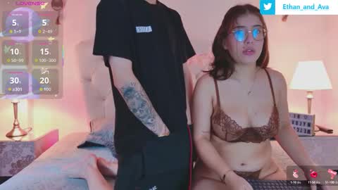 ethan and ava online show from September 18, 1:35 pm