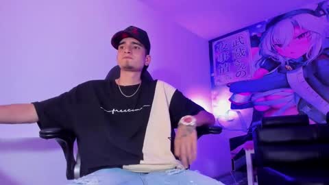 Snapshot of ethan_boy_ chatting on September 11, 9:04 pm Ethan online show from September 11, 9:04 pm