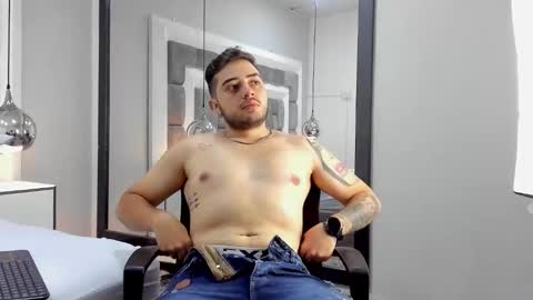 ethan_greys online show from November 21, 4:44 am