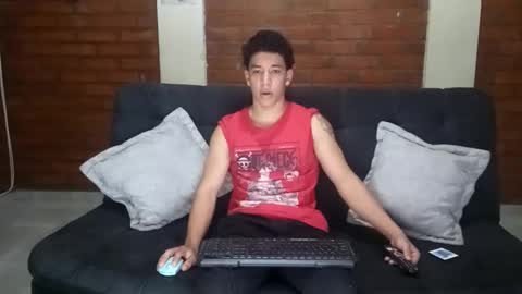 Ethan Noir online show from December 22, 3:22 am