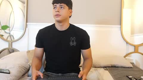 ethan_occonor online show from April 12, 5:40 pm