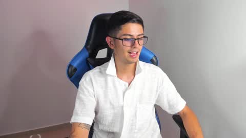 Snapshot of ethan_sai01 chatting on February 1, 9:51 pm ETHAN SAI online show from February 1, 9:51 pm