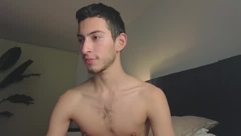 Snapshot of ethan_skiny_ chatting on February 16, 6:10 am Joan online show from February 16, 6:10 am