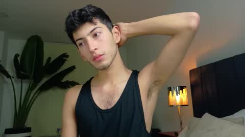 Snapshot of ethan_skiny_ chatting on November 15, 6:00 am Joan online show from November 15, 6:00 am