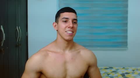 ethan_wright_ online show from November 27, 10:12 pm