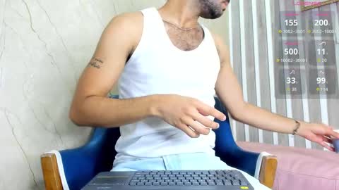 Snapshot of ethangrey_ chatting on September 29, 11:15 am Ethan Grey online show from September 29, 11:15 am