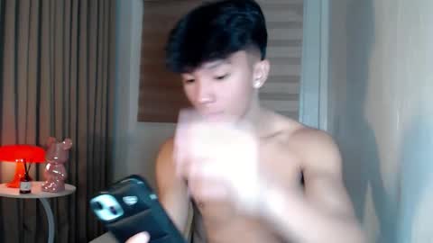 Rey online show from March 12, 5:57 am