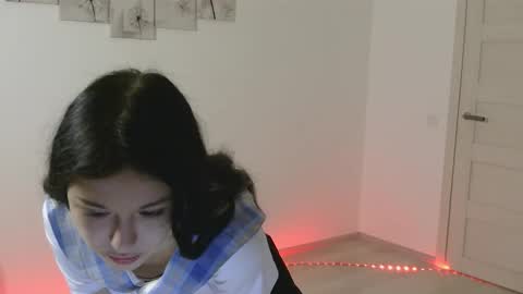 etherealnightwhisper online show from October 29, 5:20 am