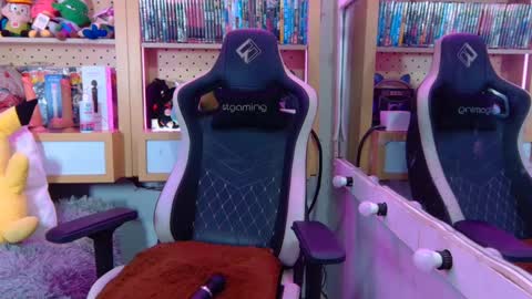 Snapshot of eunyeong_ chatting on September 26, 8:24 pm Ennik online show from September 26, 8:24 pm