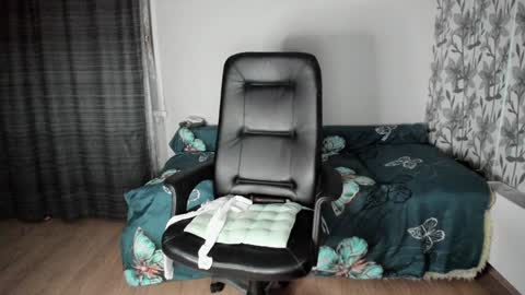 Snapshot of eva_7777 chatting on December 24, 6:17 pm Eva online show from December 24, 6:17 pm