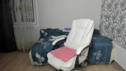 Eva online show from November 14, 9:46 pm