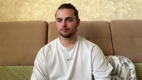 Snapshot of eva_calvin chatting on December 1, 4:06 am Eva Calvin online show from December 1, 4:06 am