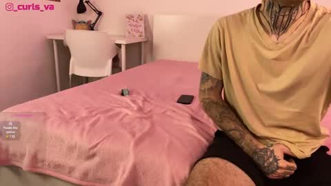 Snapshot of eva_curl chatting on February 4, 12:22 pm Hi were Eva and David online show from February 4, 12:22 pm