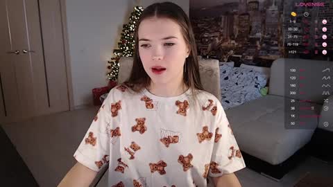 Snapshot of eva_davie chatting on December 27, 8:02 am Eva online show from December 27, 8:02 am