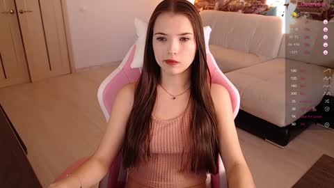 Snapshot of eva_davie chatting on February 5, 12:06 pm Eva online show from February 5, 12:06 pm