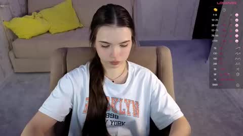 Snapshot of eva_davie chatting on November 9, 2:48 pm Eva online show from November 9, 2:48 pm