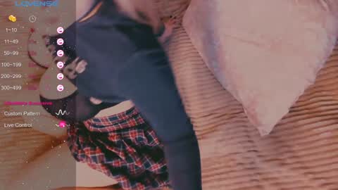 Snapshot of eva_gloss chatting on December 5, 3:39 pm Eva online show from December 5, 3:39 pm