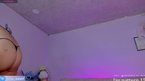 Snapshot of eva_hillss69 chatting on October 6, 1:41 pm Eva online show from October 6, 1:41 pm