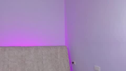 Snapshot of eva_hillss69 chatting on November 16, 8:36 pm Eva online show from November 16, 8:36 pm