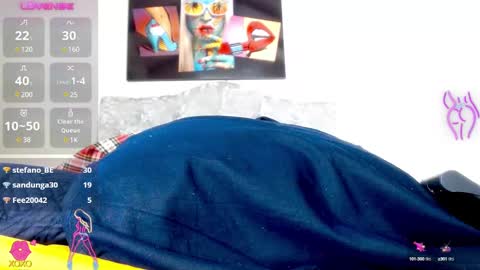 EVA online show from December 15, 5:53 pm