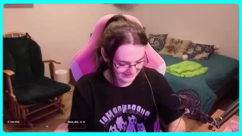 Gamer Katt online show from December 3, 1:31 pm