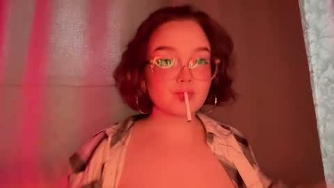 Snapshot of eva_kittenn chatting on November 15, 11:40 am eva_kittenn online show from November 15, 11:40 am