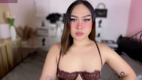 Queen Eva Mazikeen online show from February 15, 5:15 am