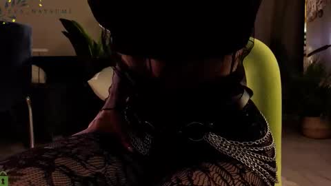 Snapshot of eva_natsumi chatting on November 16, 5:51 pm Eva online show from November 16, 5:51 pm