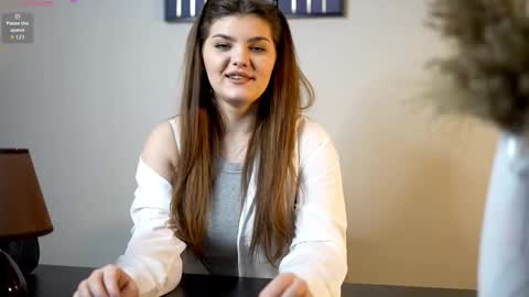 EvaNyx online show from February 4, 9:09 pm