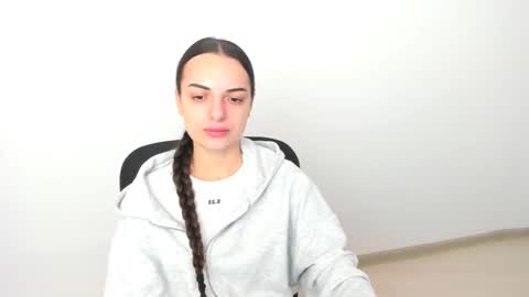 Snapshot of eva_rossee_ chatting on December 9, 2:06 pm Eva online show from December 9, 2:06 pm