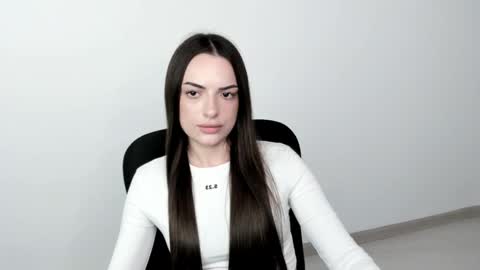 Snapshot of eva_rossee_ chatting on January 19, 4:14 pm Eva online show from January 19, 4:14 pm