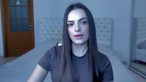 Snapshot of eva_rossee_ chatting on January 29, 5:13 pm Eva online show from January 29, 5:13 pm