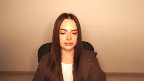 Snapshot of eva_rossee_ chatting on October 4, 5:22 pm Eva online show from October 4, 5:22 pm