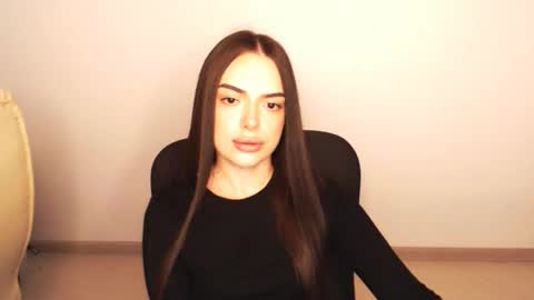 Snapshot of eva_rossee_ chatting on October 14, 12:50 pm Eva online show from October 14, 12:50 pm