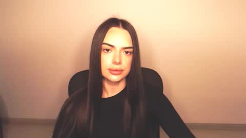 Snapshot of eva_rossee_ chatting on October 23, 5:01 pm Eva online show from October 23, 5:01 pm