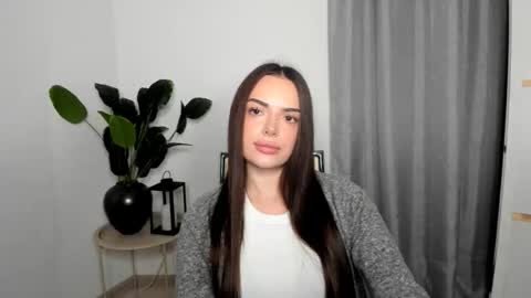 Snapshot of eva_rossee_ chatting on February 16, 4:14 pm Eva online show from February 16, 4:14 pm