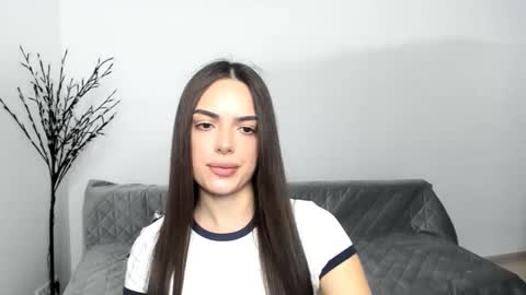 Eva online show from April 25, 1:41 pm