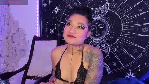 Eva  online show from November 9, 8:56 am