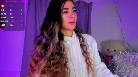 Snapshot of eva_shinee_ chatting on February 2, 10:14 am Eva Shinee online show from February 2, 10:14 am