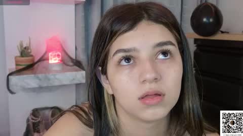 Snapshot of eva_sin18 chatting on October 24, 11:23 pm Eva Sin online show from October 24, 11:23 pm